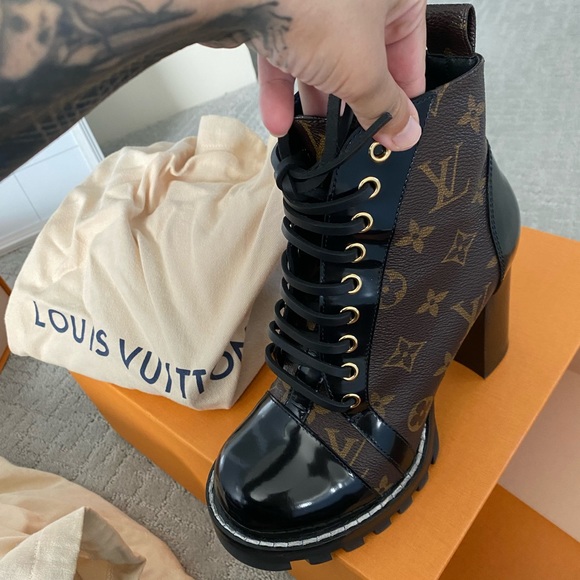 Louis Vuitton Star Trail Ankle Boots 